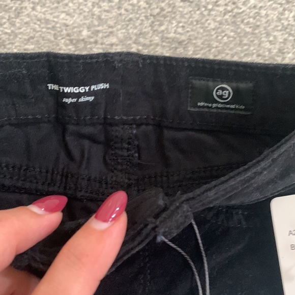 Baby AG velvet skinny pant. - Picture 4 of 5